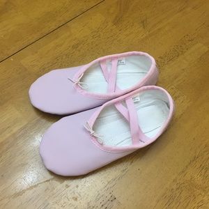 Leather Ballet Shoes for Girls - size 4.5